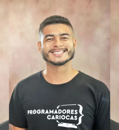 Conheça a história de Pedro Moura e como ela foi transformada pelo programa “Programadores Cariocas”